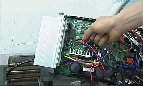 岭东美的空调电话是多少